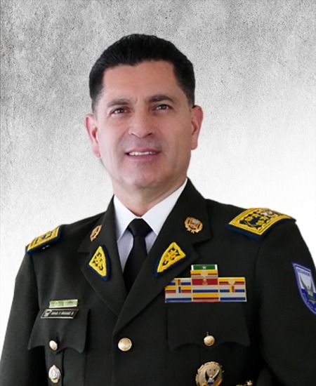 GraD. Fausto Patricio Íñiguez Sotomayor 